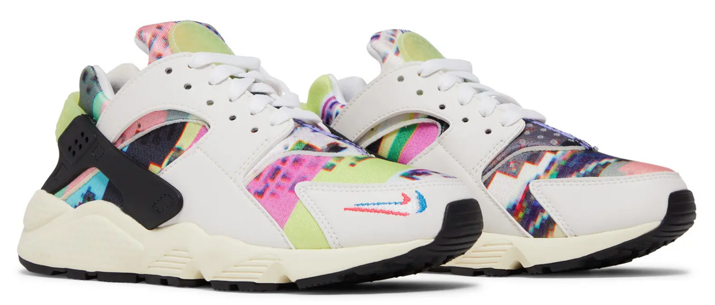 Women's Nike Air Huarache SE 'Pixel' Multi-Color Sneakers - Size 8.5W
