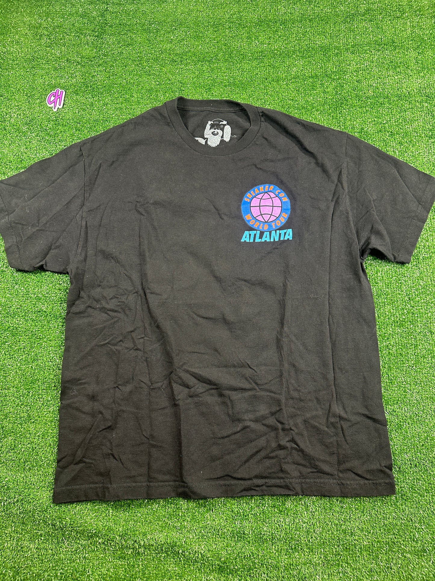 Sneaker Con Atlanta Exclusive World Tour T-Shirt (USED) - Size XL