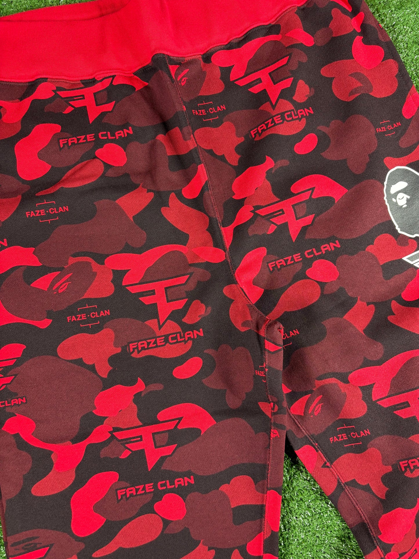 BAPE X Faze Clan Red Camo Sweatpants Size Large