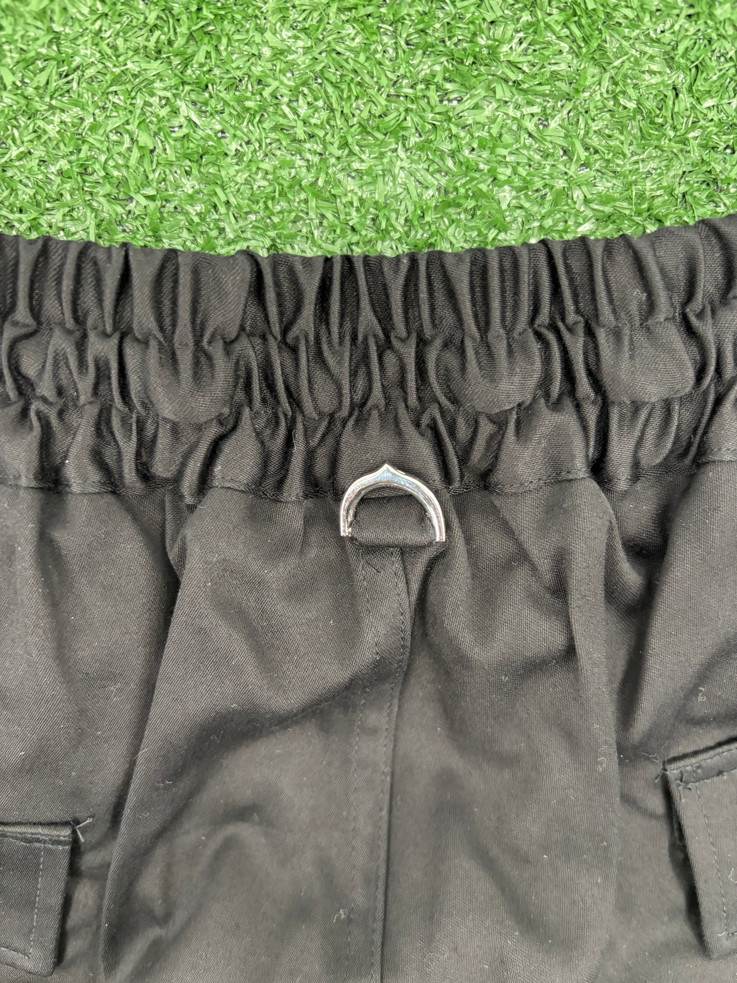 Mastermind Masterseed Black Cargo Short Pants Size Small (MSRP: $1,409)