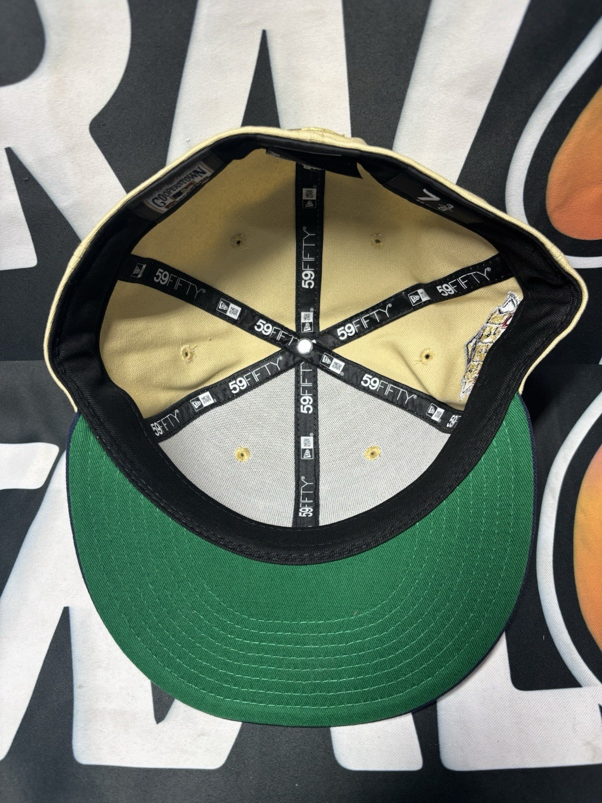 New Era MLB New York Yankees Gold 1999 World Series Patch Fitted Hat