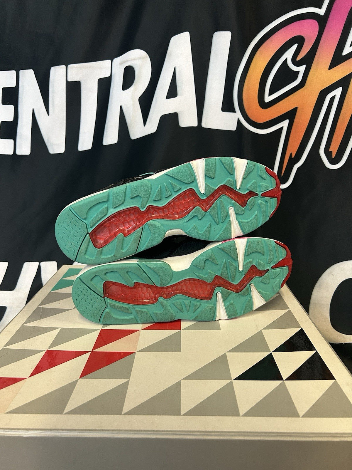 Size 10.5 - PUMA Sneaker Freaker x Blaze of Glory OG 5YR Black Beast Special Box