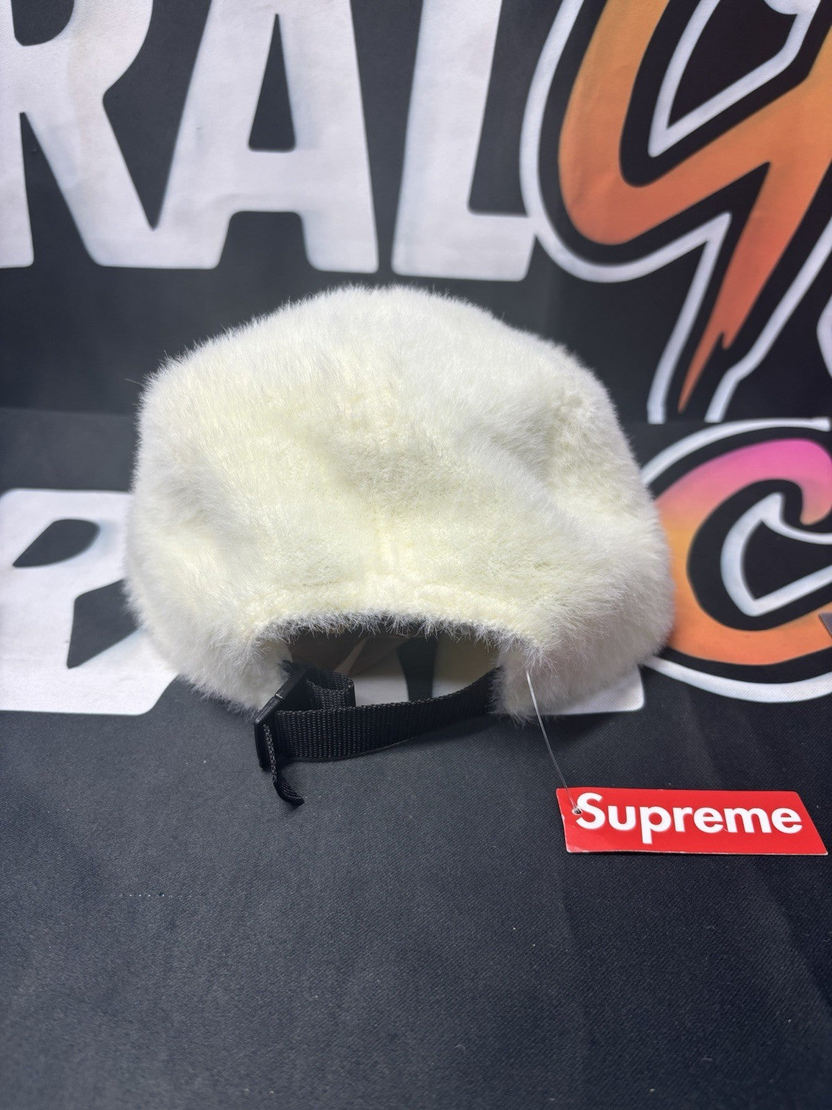 Supreme Fuzzy White Camp Cap Hat