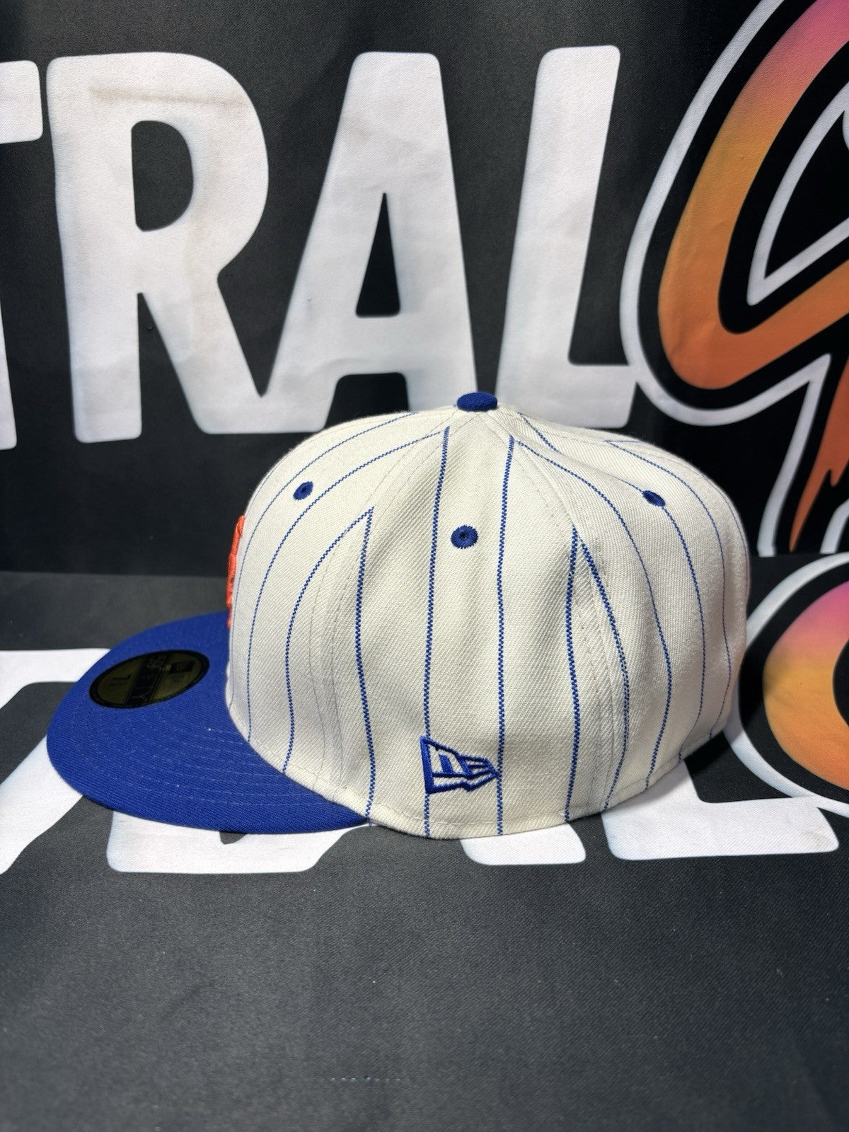 New Era MLB New York Mets Pinstripes 2000 Subway Series Fitted Hat Size 7 5/8