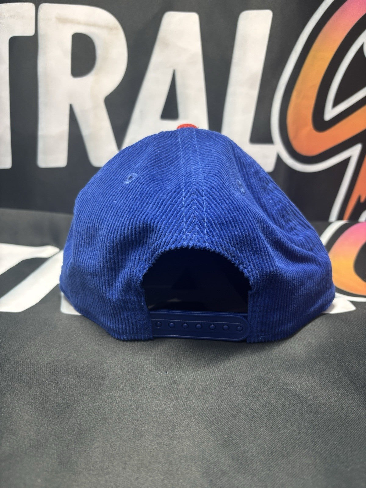 New Era MLB New York Mets Corduroy 1986 World Series SnapBack Hat