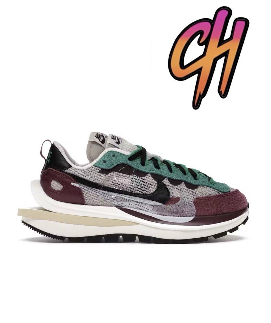 Size 7.5 - Nike Sacai x VaporWaffle SP Villain Red