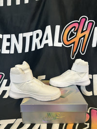 Size 8.5 - Nike Swoosh Hunter White