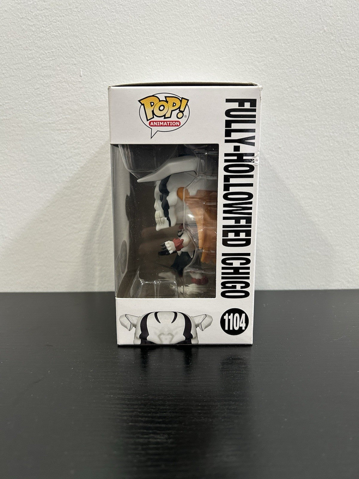 Funko Pop! Vinyl: Bleach - Fully-Hollowfied Ichigo (Chase) (Glows in the Dark) -
