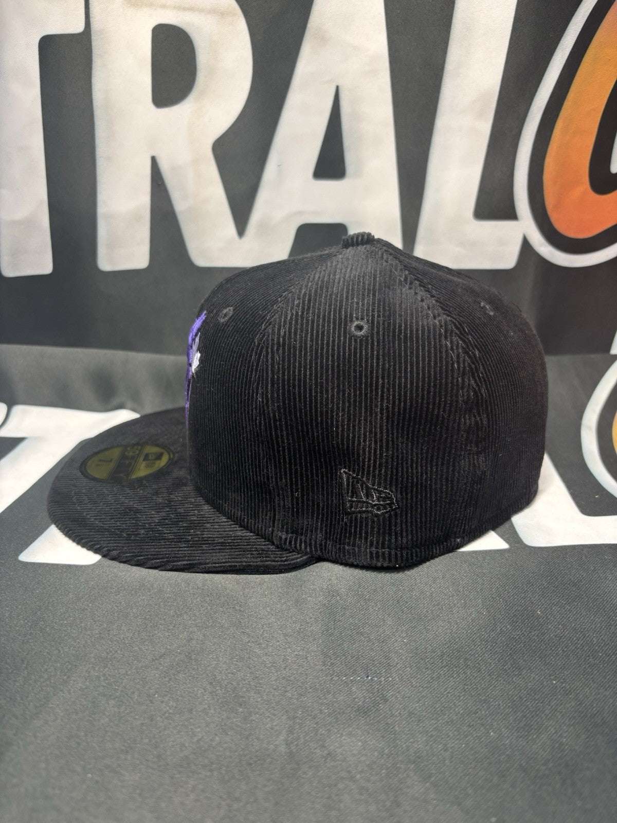 New Era MLB Toronto Blue Jays 1993 World Series Corduroy Fitted Hat