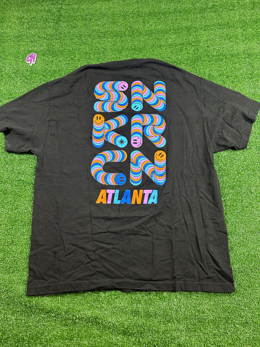 Sneaker Con Atlanta Exclusive World Tour T-Shirt (USED) - Size XL