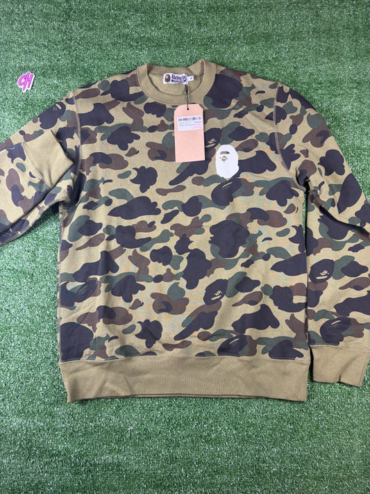 Bape 1st Camo Green Crewneck Sweater Size XL