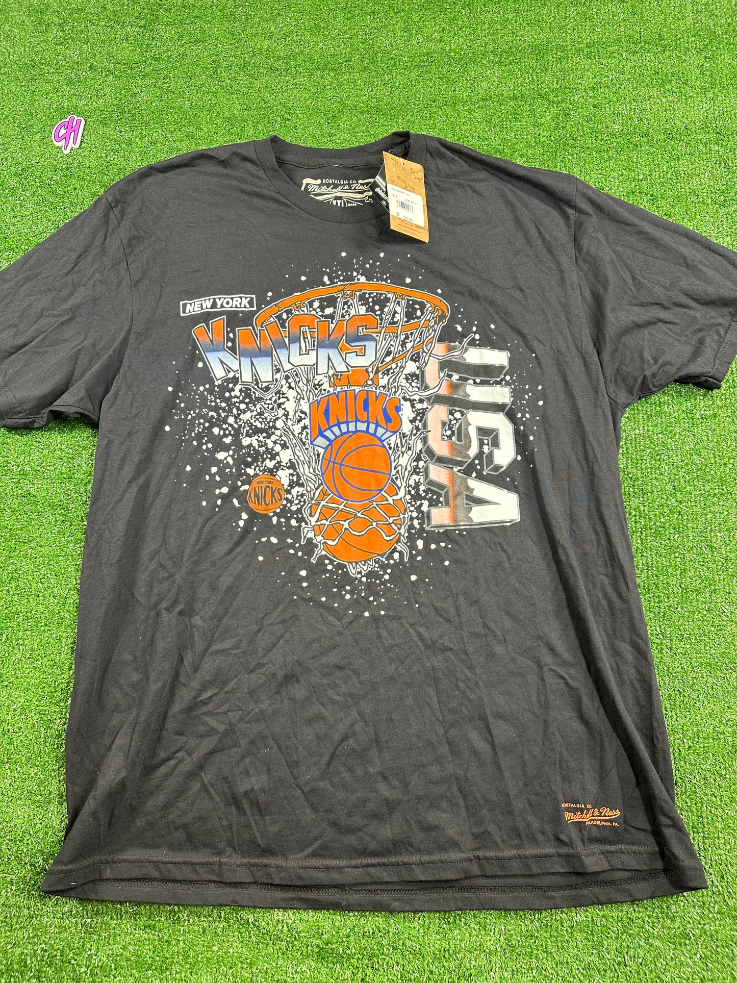 Mitchell & Ness X NBA New York Knicks 'USA' T-Shirt - Size Small