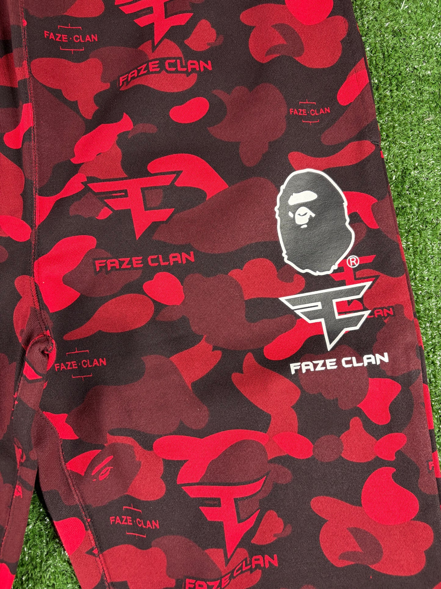 BAPE X Faze Clan Red Camo Sweatpants Size Large
