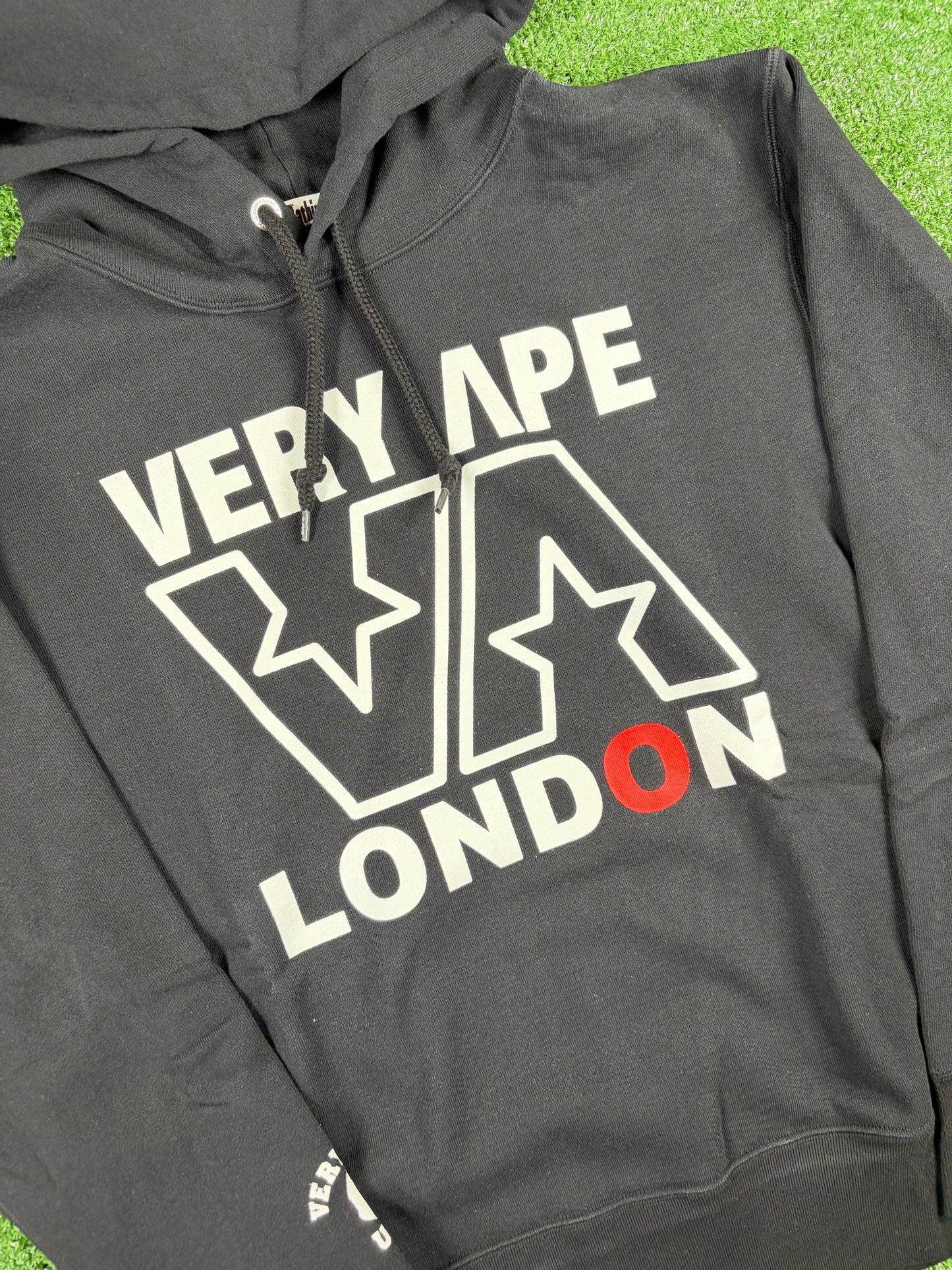 BAPE London Exclusive 'Very Ape' Black Hoodie Size Small