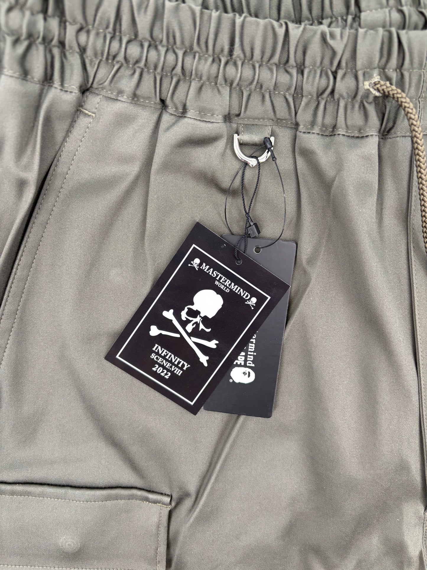 Mastermind Masterseed Green Cargo Shorts Size Medium (MSRP: $1,608)