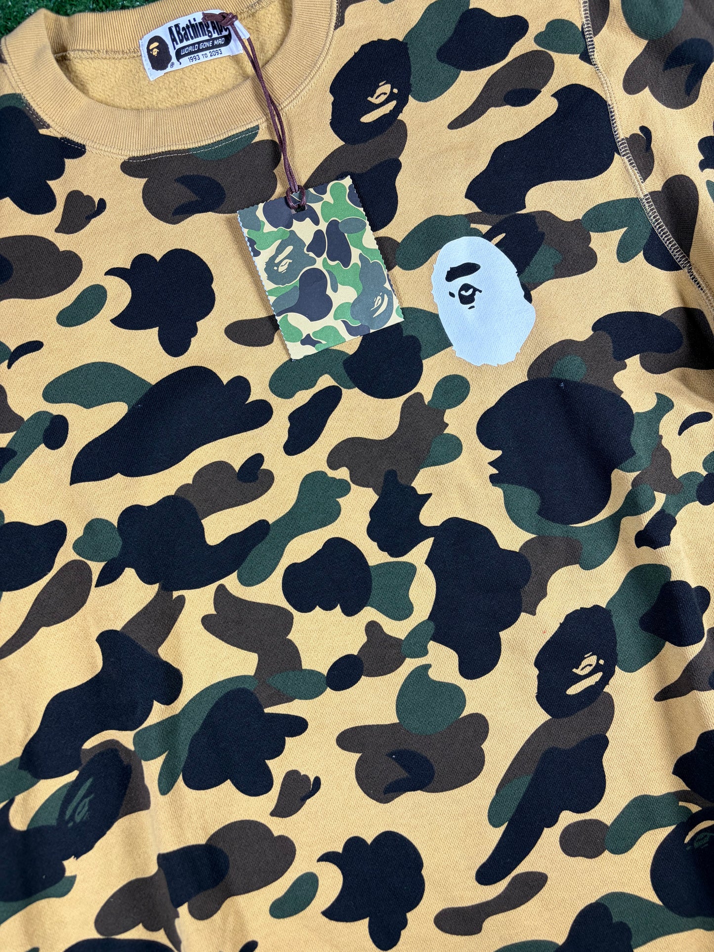 BAPE 1st Camo Ape Head Yellow Crewneck Sweater Size Large