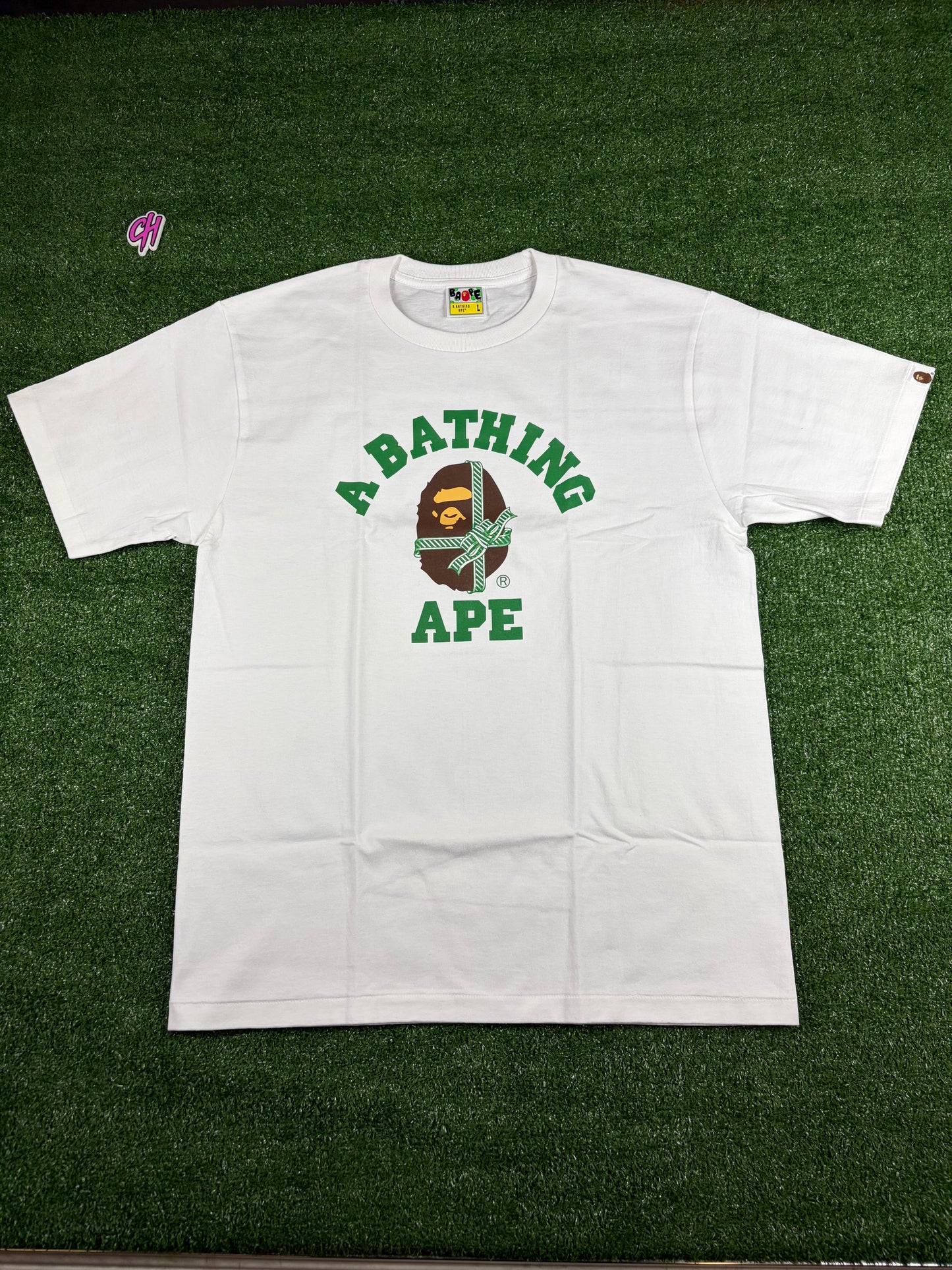 BAPE Christmas College White/Green T-Shirt Size Large