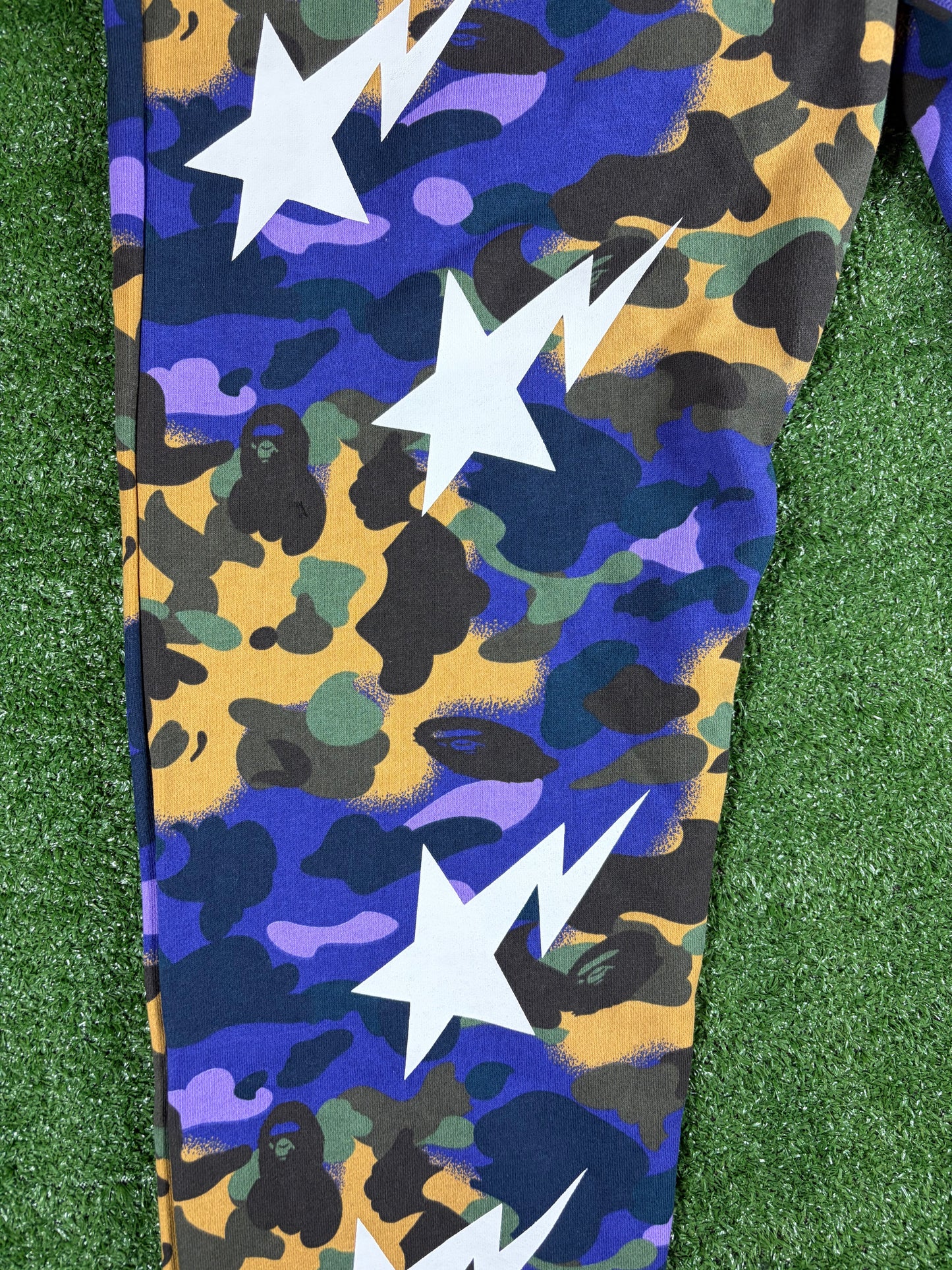 BAPE x Heron Preston Mix 1st Camo Purple Sweatpants XXL