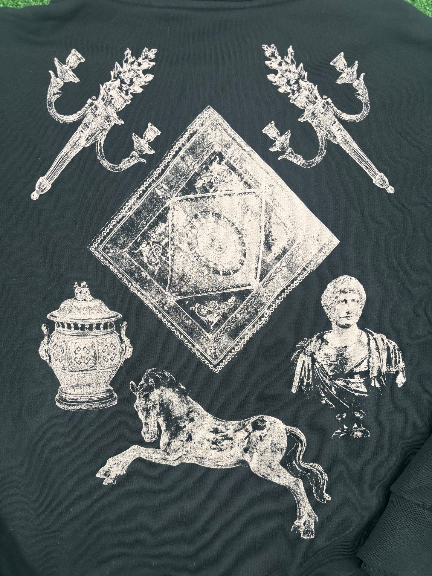 Givenchy Men's Boxy 'Tarot' Black Full-Zip Hoodie Size XXL