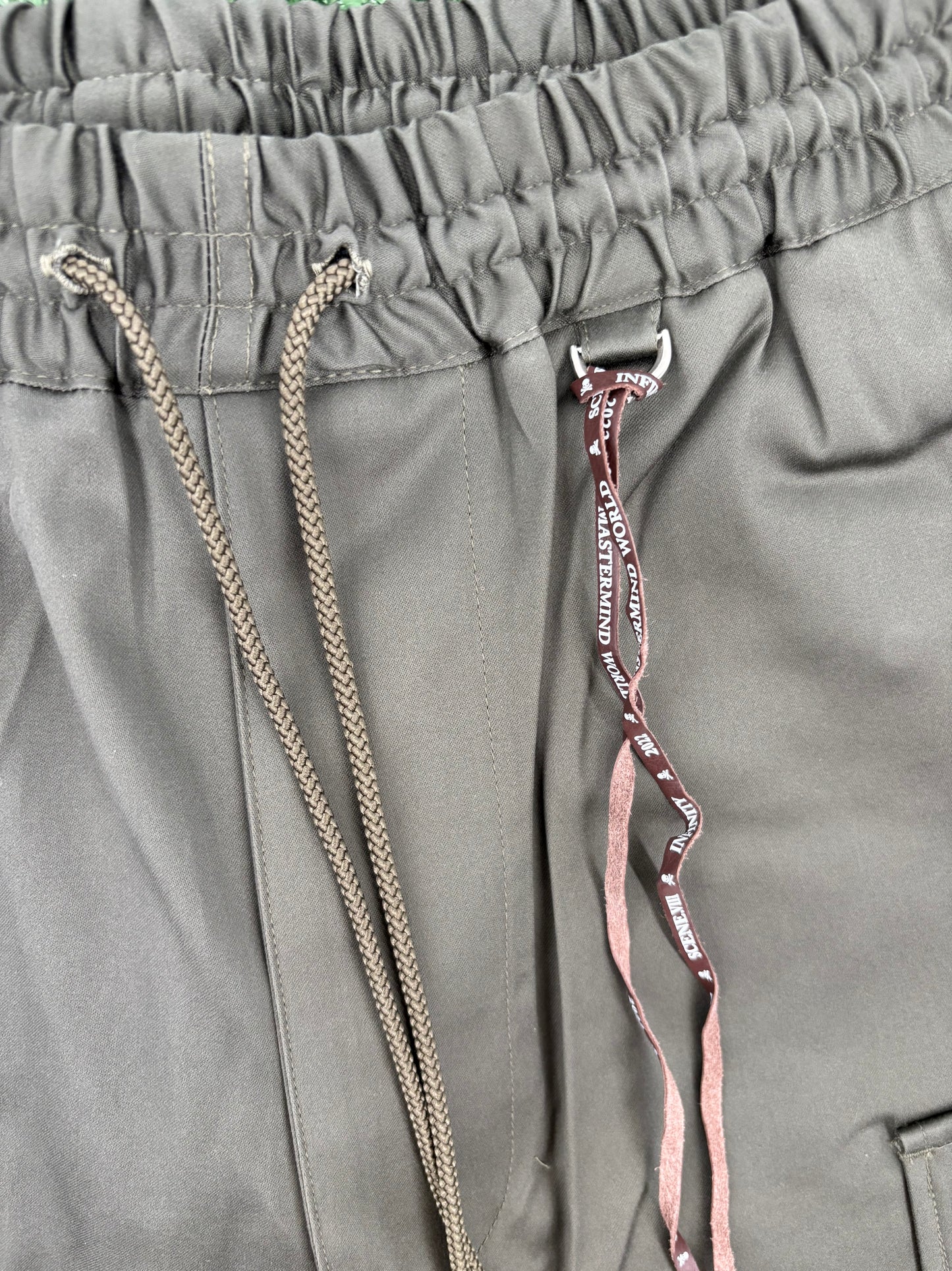 Mastermind Masterseed Green Cargo Shorts Size Medium (MSRP: $1,608)