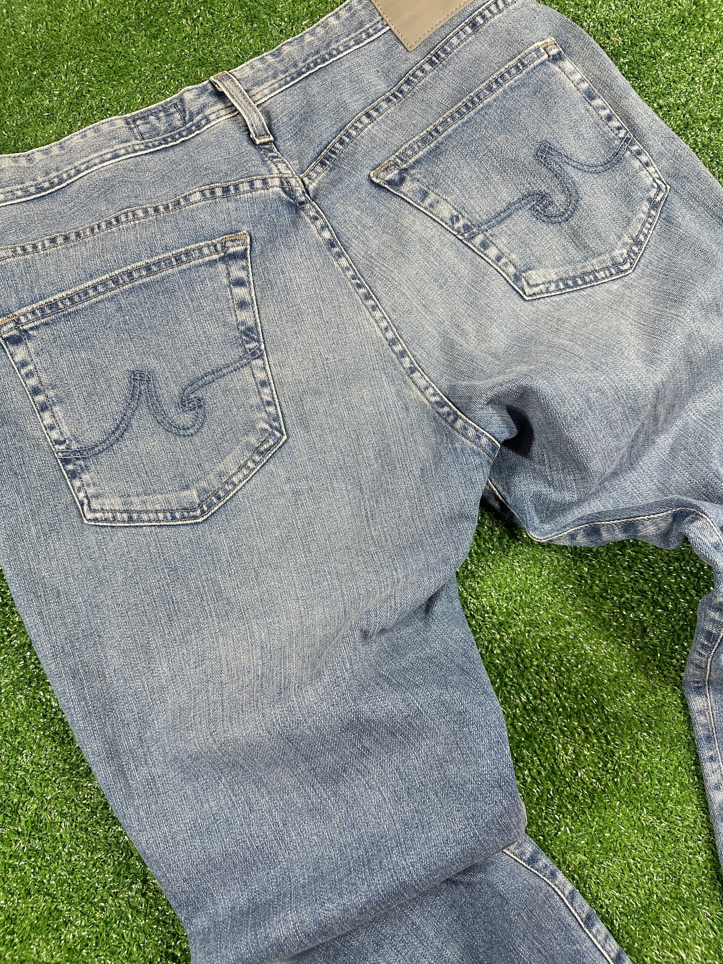 AG Men's Indigo Light Washed Denim Jeans (USED) - Size 36W/32L