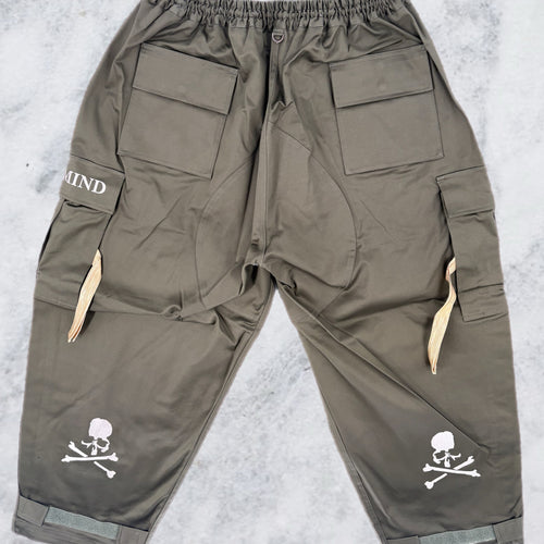 Mastermind World Parachute Olive Cargo Pants Size Large (MSRP: $1,998)
