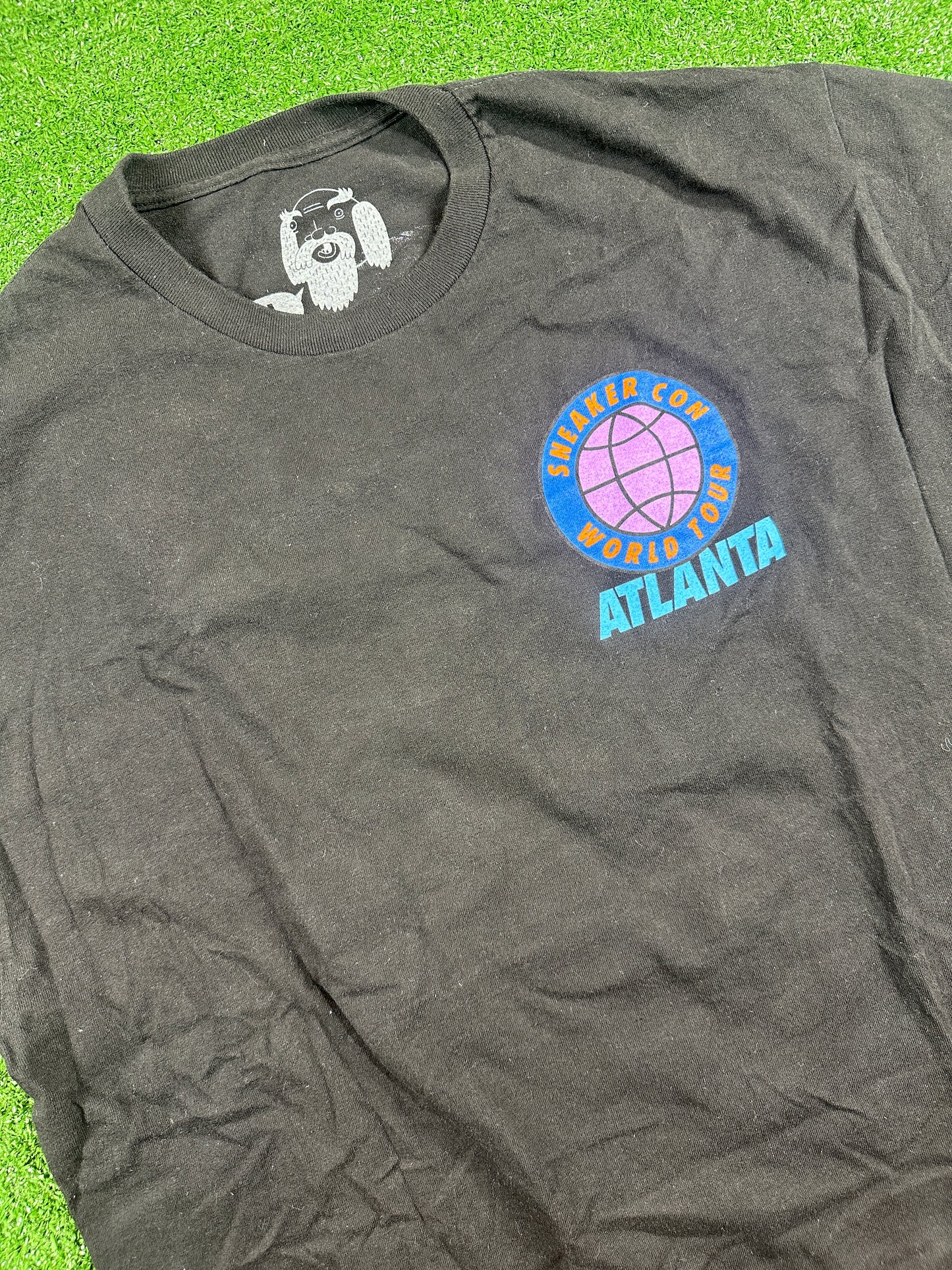 Sneaker Con Atlanta Exclusive World Tour T-Shirt (USED) - Size XL