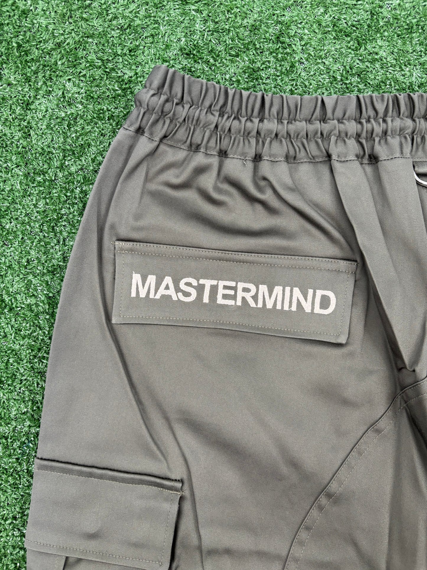 Mastermind Masterseed Green Cargo Shorts Size Medium (MSRP: $1,608)