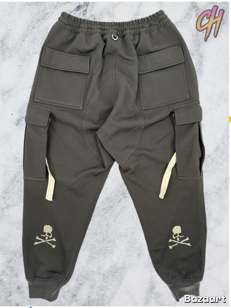 Mastermind World Ribbed Black Cargo Sweatpants Size Medium (MSRP: $1,149)