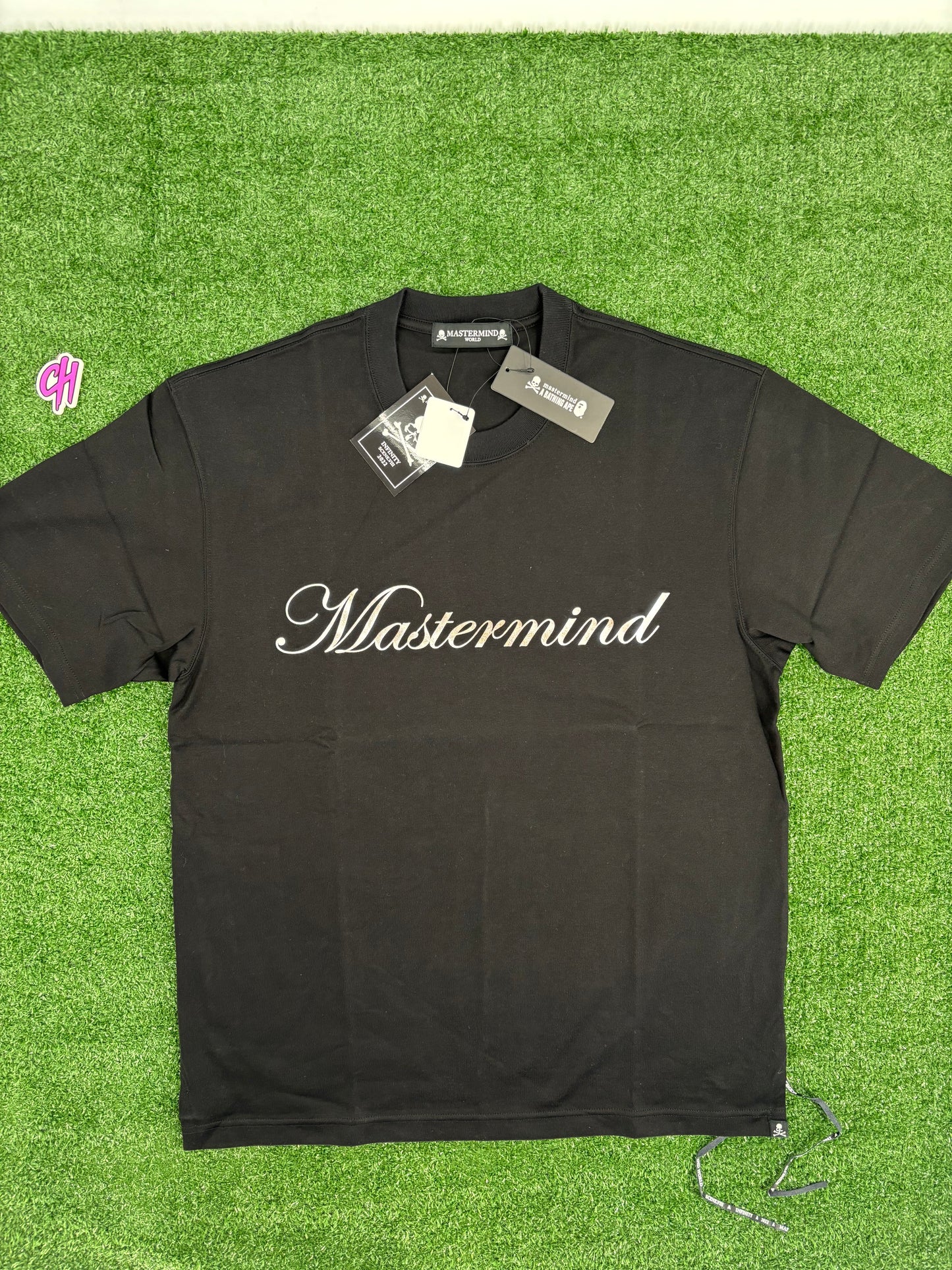 Mastermind World 'Love & Peace' Black T-Shirt Size Medium (MSRP: $889.00)