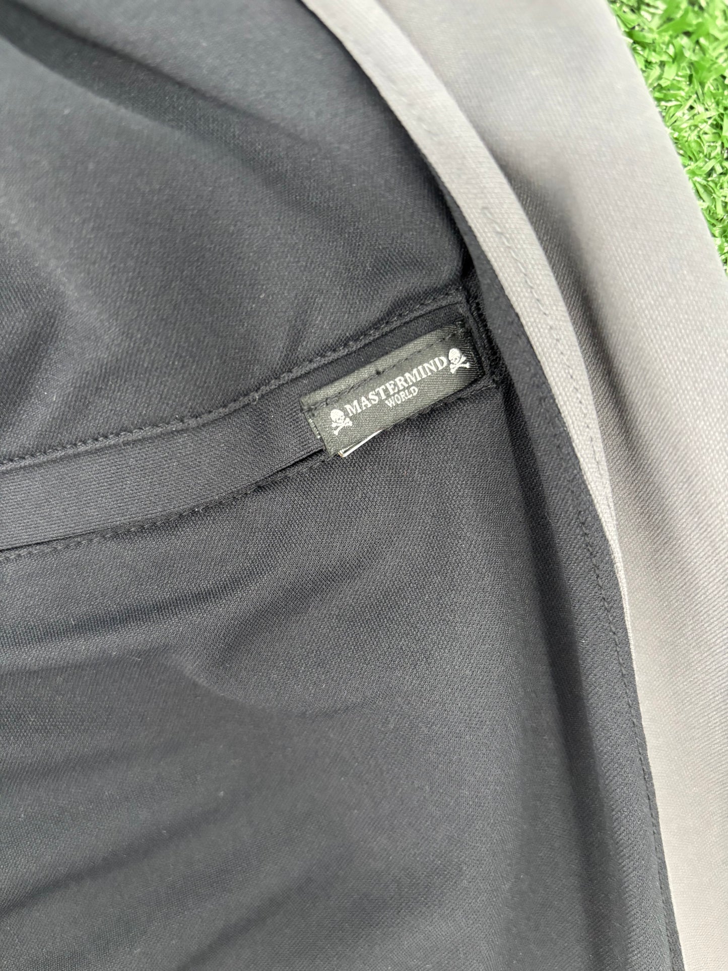 Mastermind 2 Color Basket Black Sweat Shorts Size Large (MSRP: $1,369)