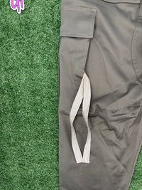 Mastermind World Masterseed Olive Cargo Pants Size Small (MSRP: $1,921)