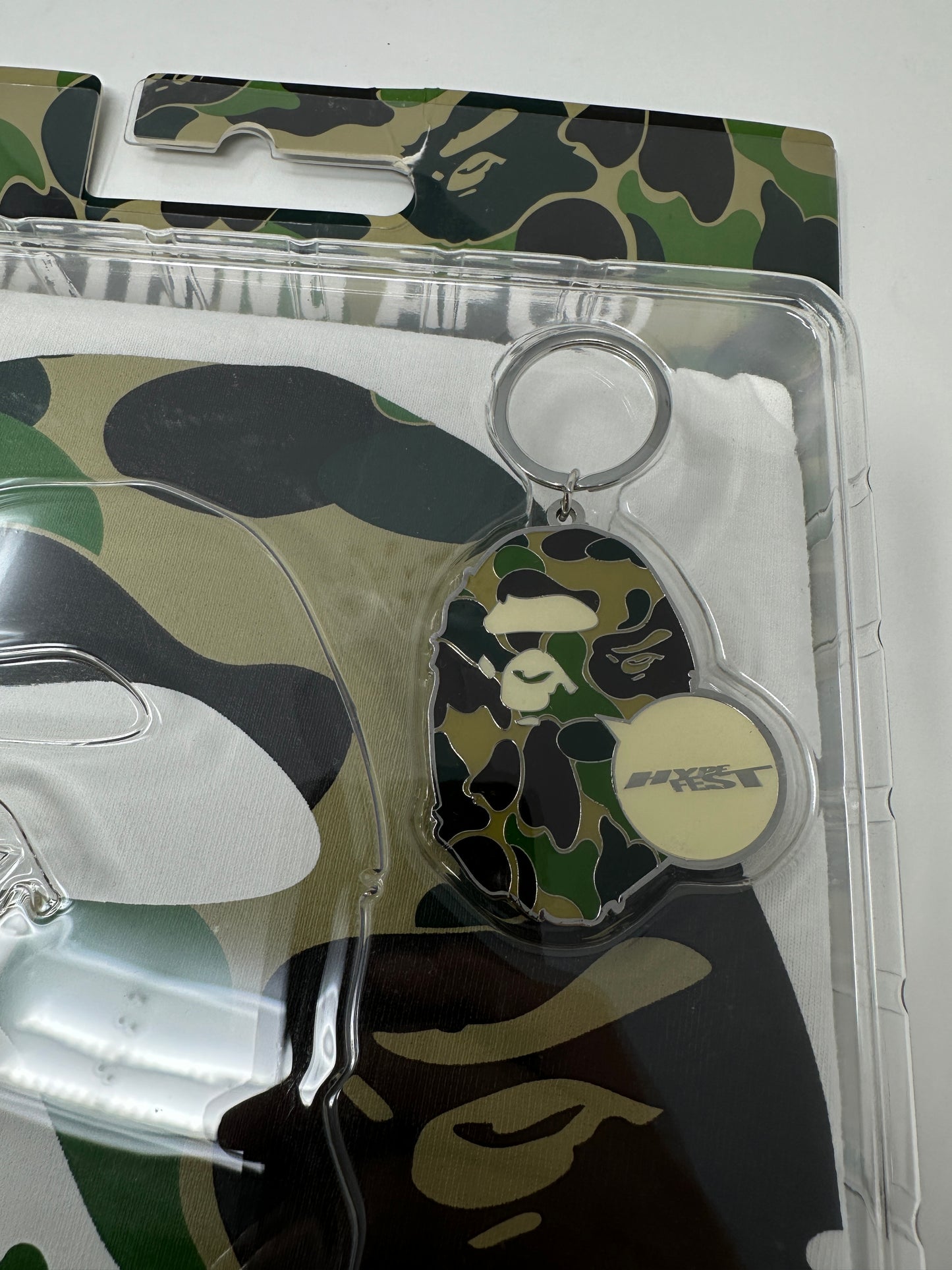 BAPE 2018 Hypefest S/S T-Shirt With Keychain Set - Size Small