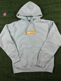 Supreme Box Logo 'Ice Blue' FW 17 Exclusive Pullover Hoodie - Size Medium