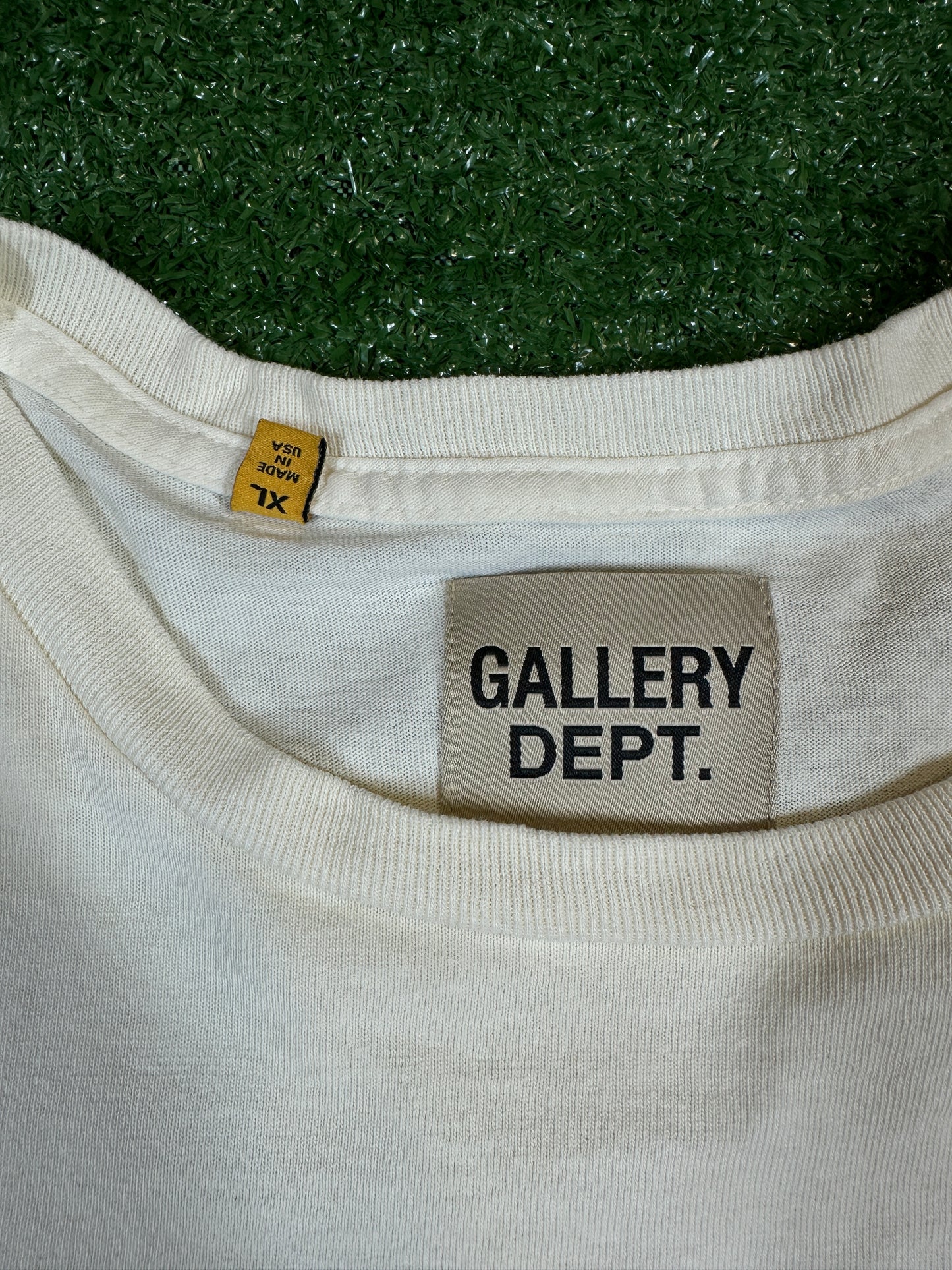 Gallery Dept. 'Drive Thru' Boxy Fit Cream T-Shirt (USED) - Size XL