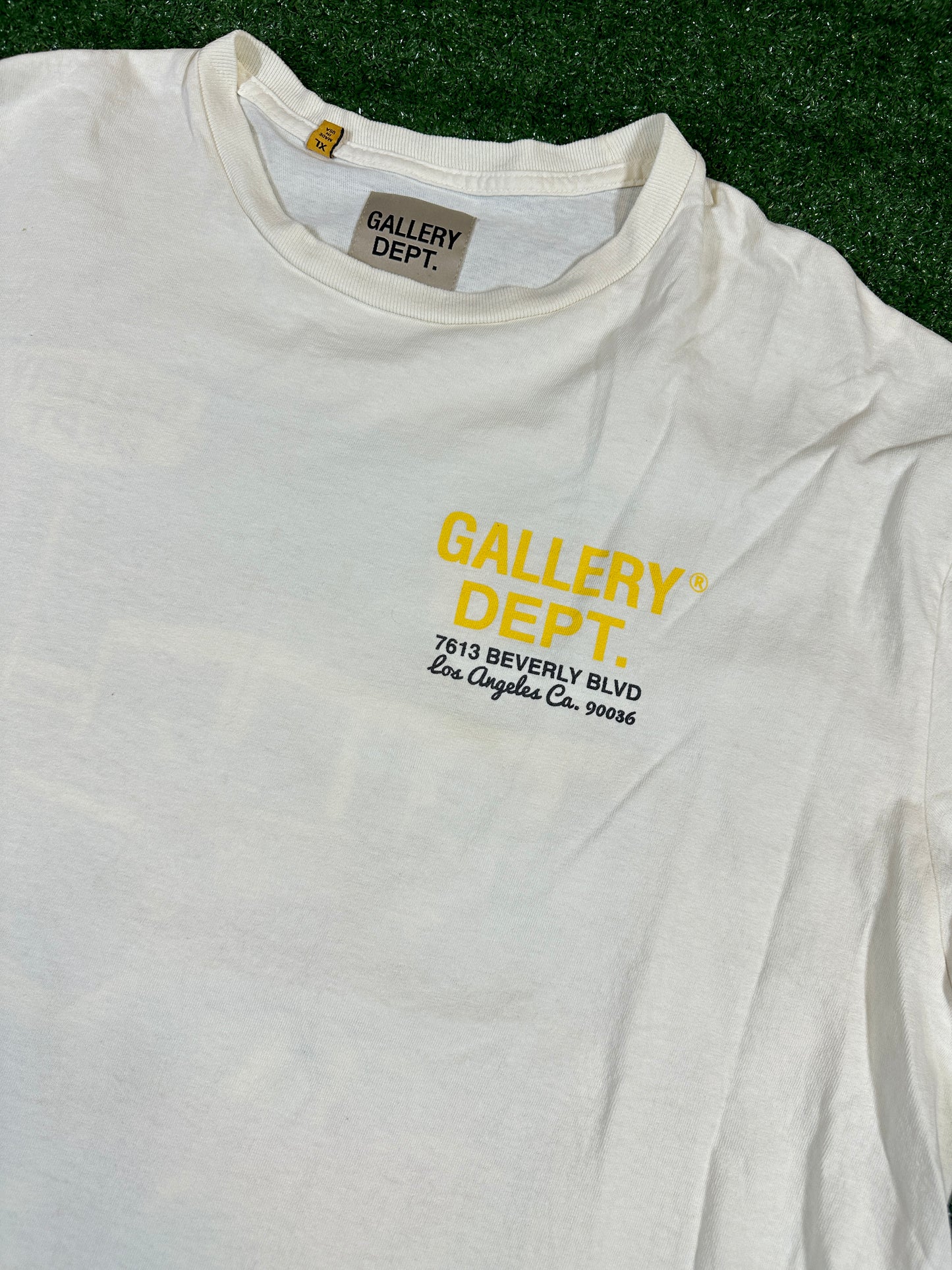 Gallery Dept. 'Drive Thru' Boxy Fit Cream T-Shirt (USED) - Size XL
