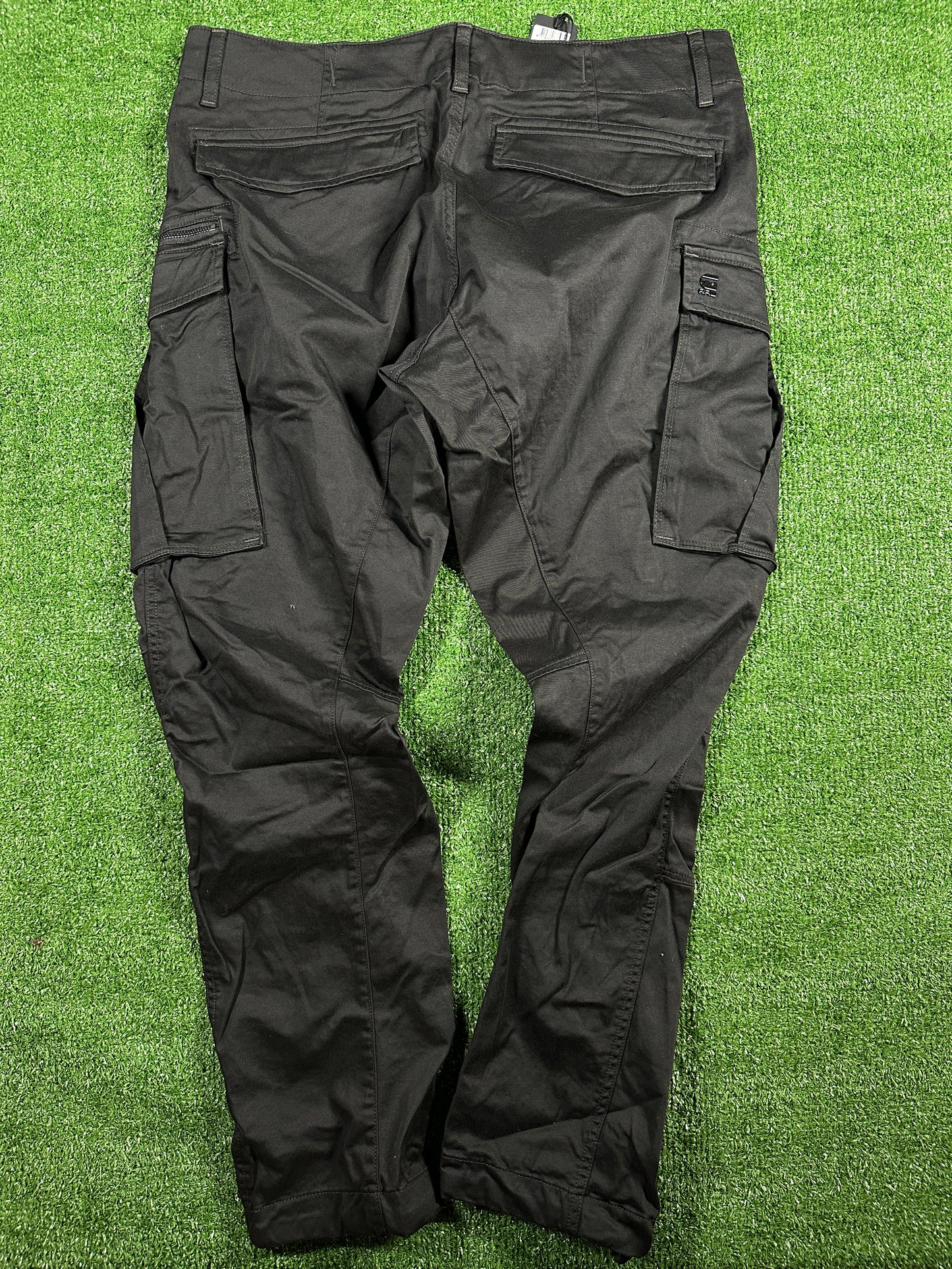 G-Star Raw Rovic Zip 3D Tapered Men's Black Cargo Pants - Size 36W/32L