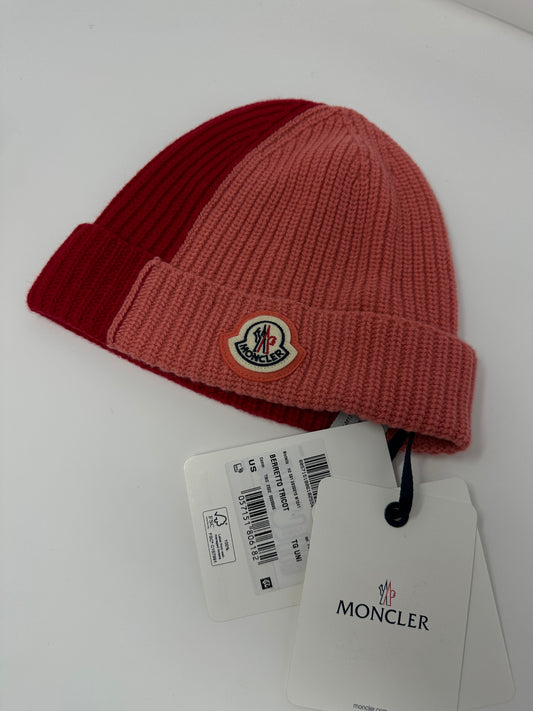 Moncler Berreto Tricot Beanie in Red/pink