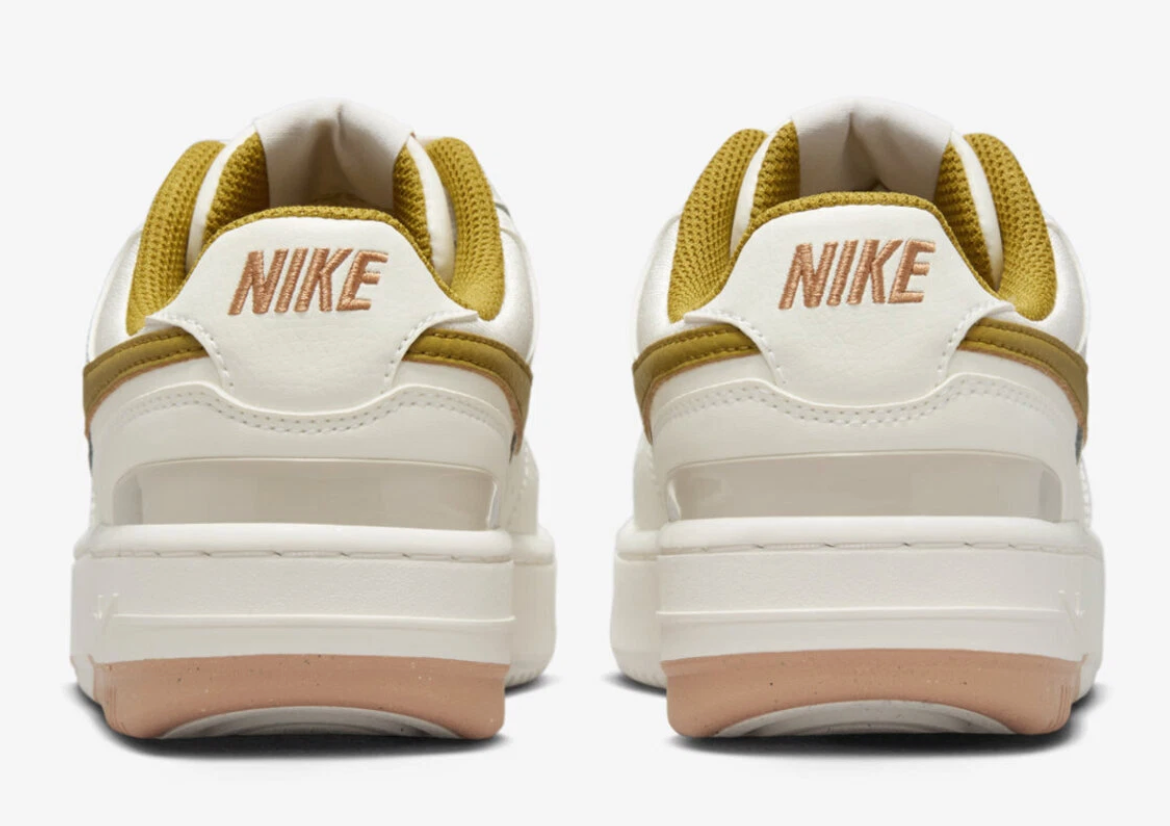 Nike Women's Gamma Force Sail/Light Orewood Brown Sneakers - Size 9.5W