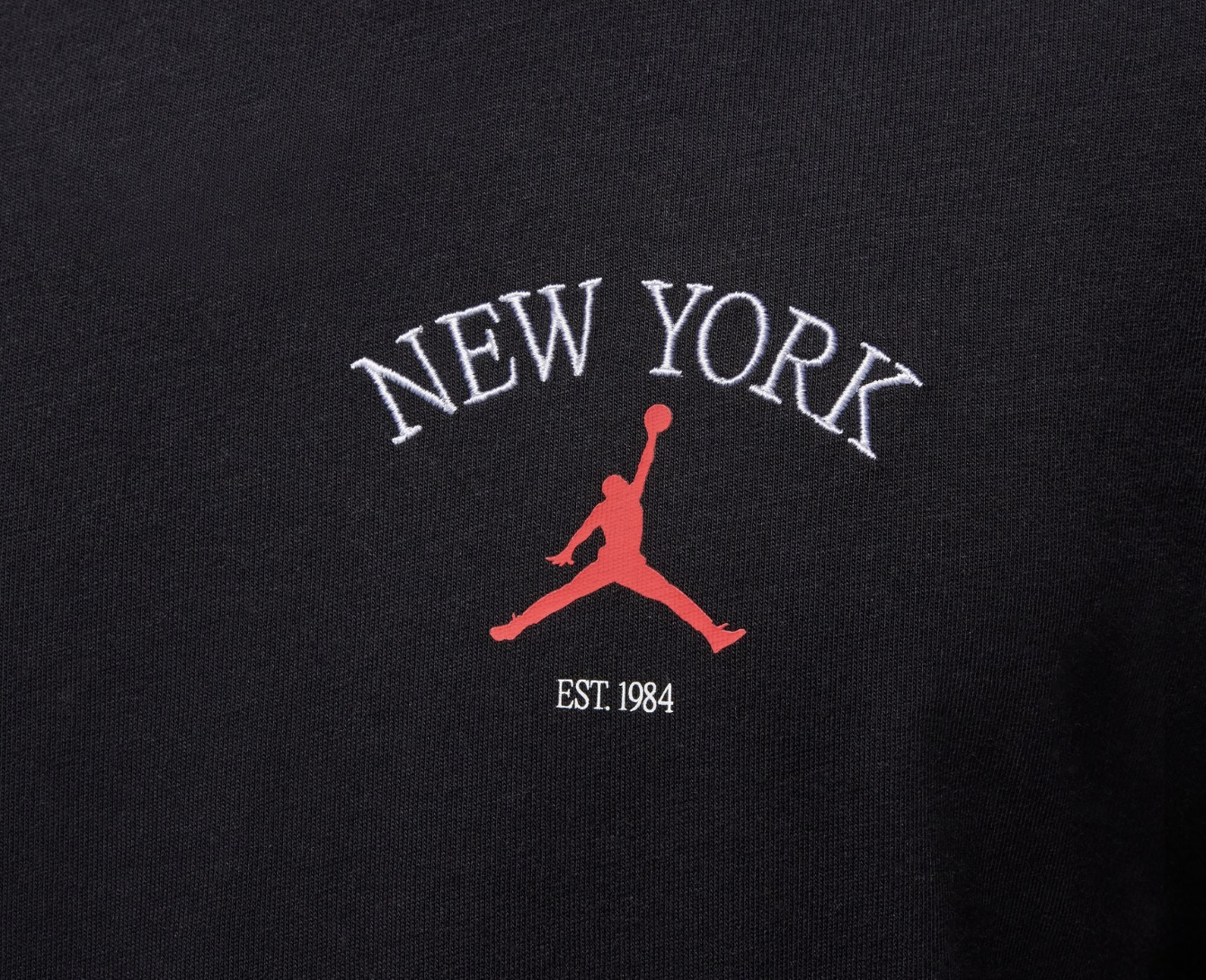 Men's Jordan New York City T-Shirt Size XS BRAND NEW (HF1153 010)