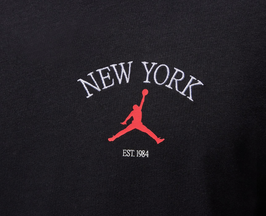 Men's Jordan New York City T-Shirt Size XS BRAND NEW (HF1153 010)