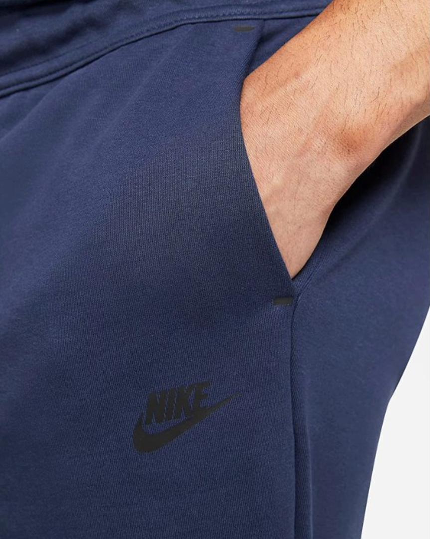 Nike Sportswear Tech Fleece Mens Shorts Navy Size Small CU4503-410 BRAND NWT