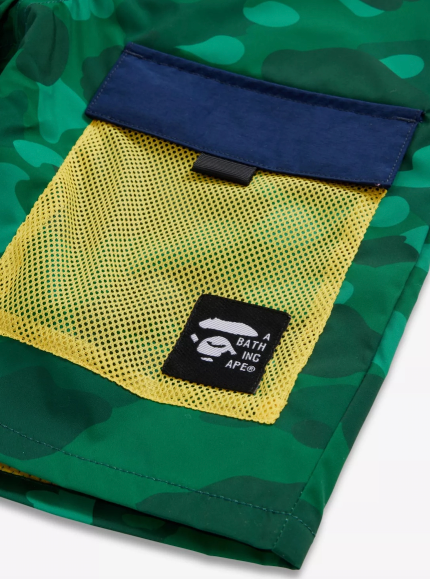 Bape Kids Color Camo Mesh Pocket Shorts Jr Green Size 150 K
