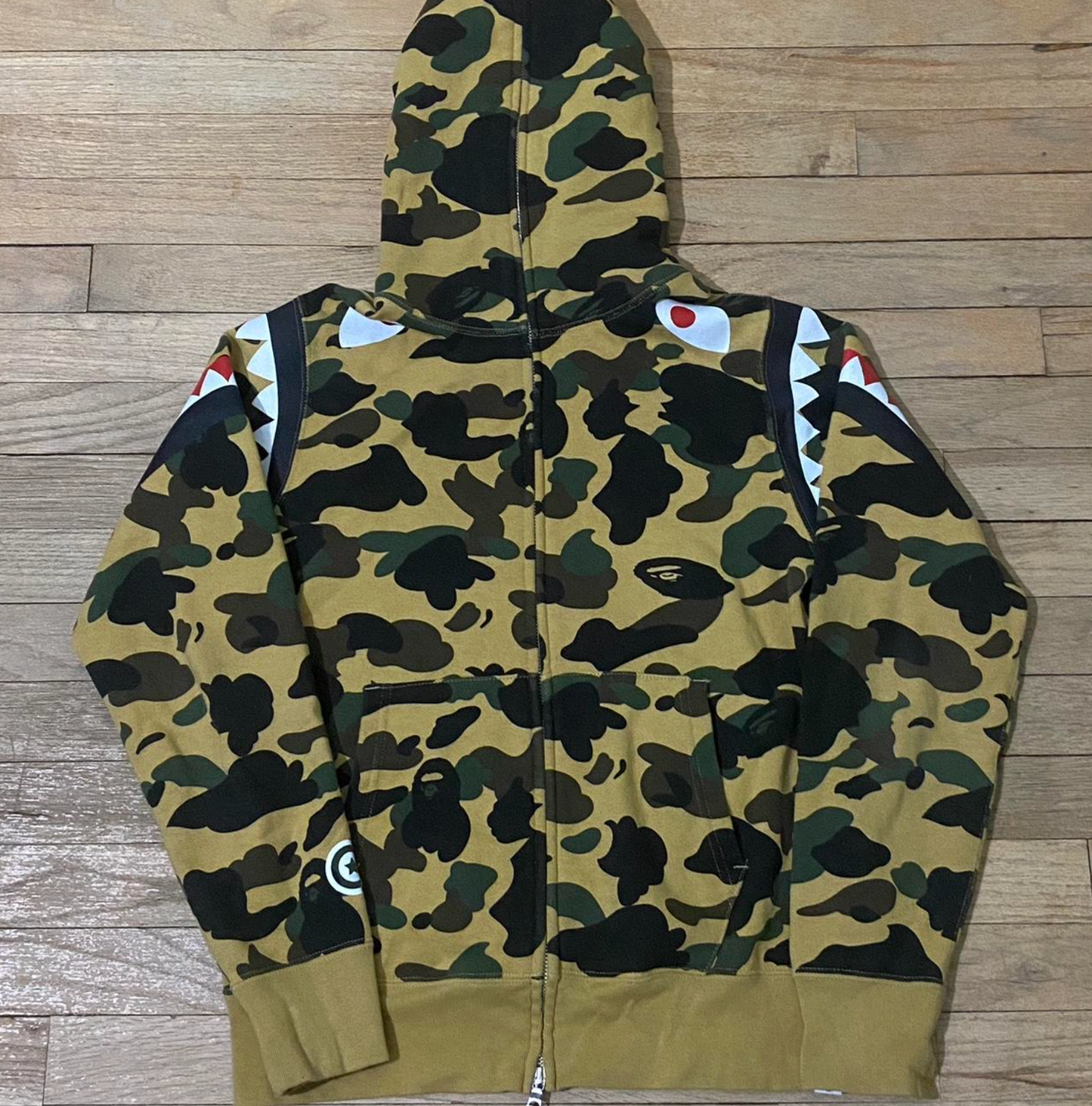Bape Kids 1st Camo Green Shark Shoulder Zip-Up Hoodie Size 90