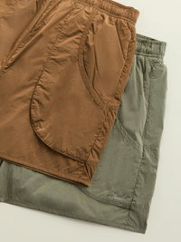 Kith Women's Devan Nylon Green Wind Short Size Large