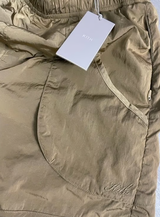 Kith Women's Devan Nylon Green Wind Short Size Medium