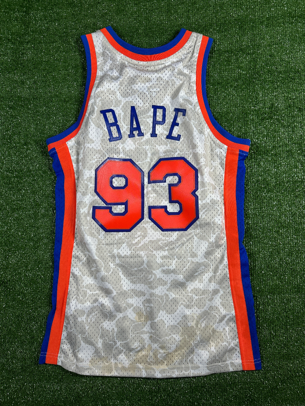BAPE X Mitchell & Ness New York Knicks Swingman Jersey - Size Small