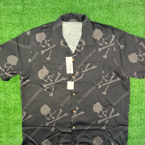 Mastermind World Silk Button Down S/S Shirt Size Large (MSRP: $2,214.00)